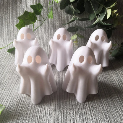 Ghost Figurine Light Up Ghost Vintage Decoration Resin Luminou Ghost Table Decor Middle Finger Ghost Statue Decor For Home Party