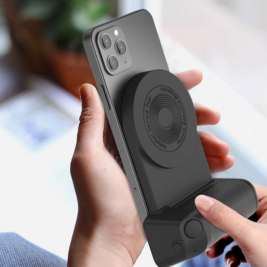 3-in-1 Magnetic Phone Holder Camera & Charger™